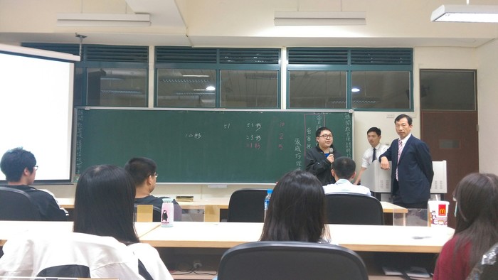 1050516張威珍會計師圖片